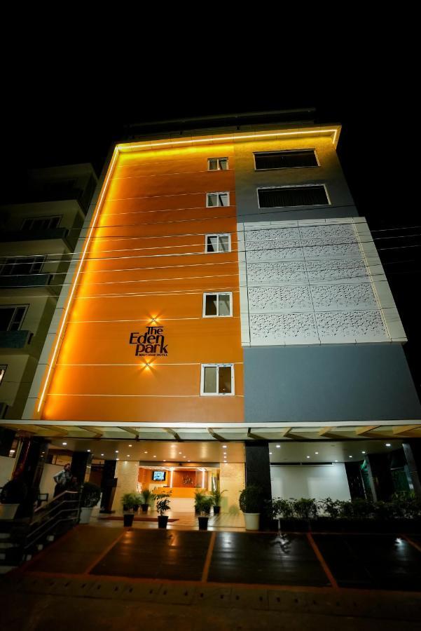 Hotel Sunrise Hospitality Vijayawāda Esterno foto